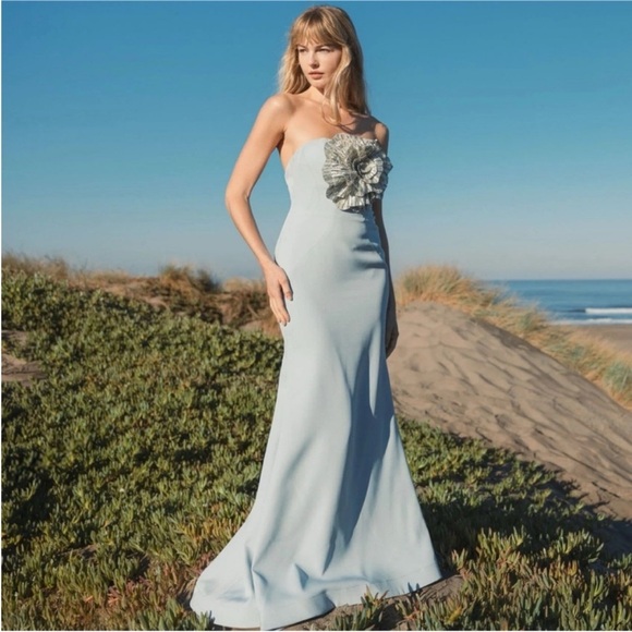 Mac Duggal 11855 Blue Strapless Crepe Trumpet Gown 3D Rhinestone Flower Sz 8